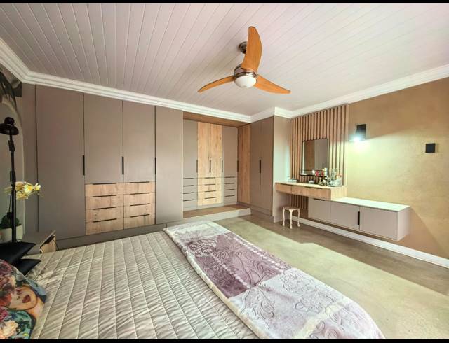 5 BEDROOM HOUSE FOR SALE IN VAALPARK
